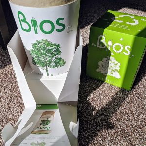 Urna biodegradable se convierte en árbol